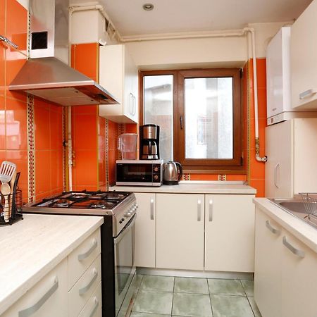 Peaceful Getaway - Generous 3-Bedroom Sanctuary - Close To Historic Old Town Букурещ Екстериор снимка